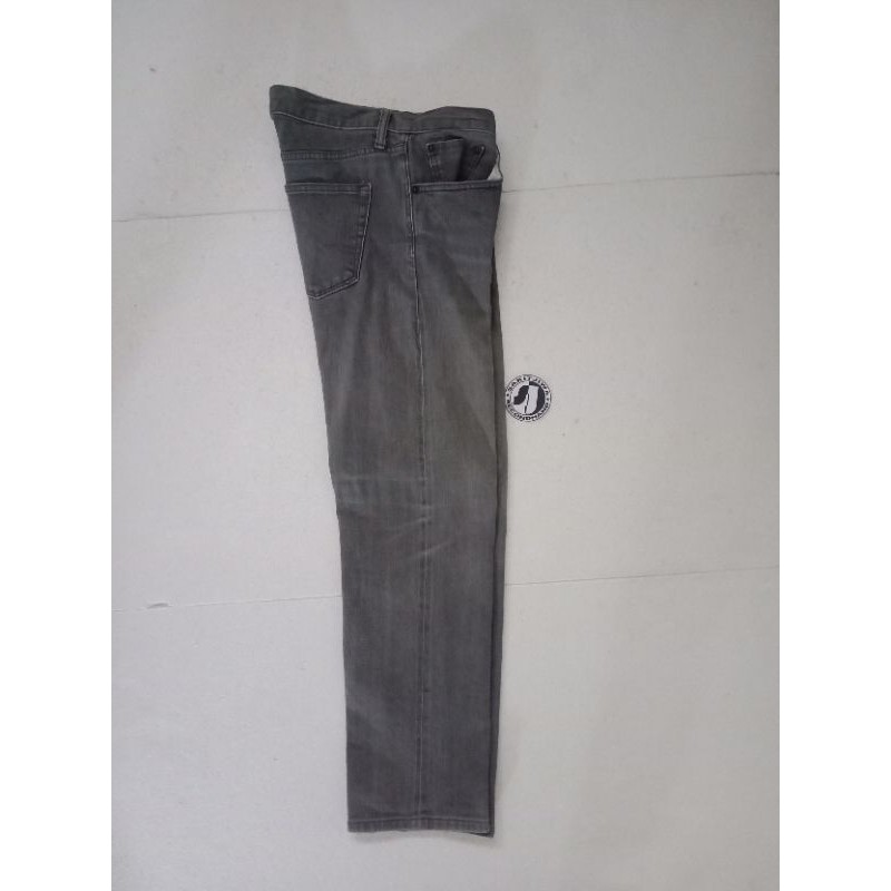 celana jeans uniqlo selvedge bekas original