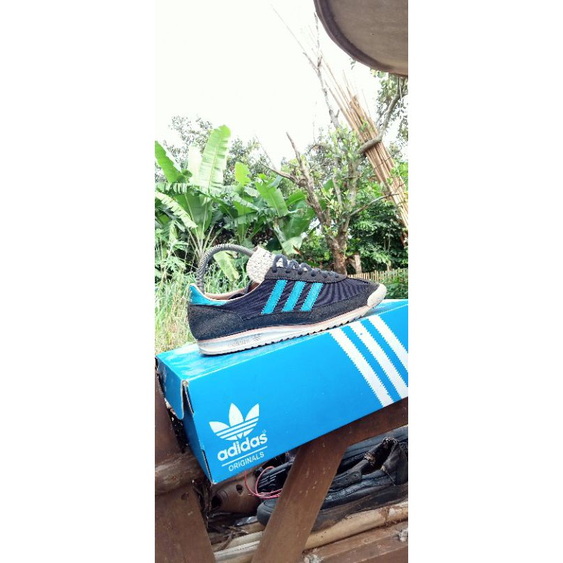 Adidas SL72 blue turquoise coral