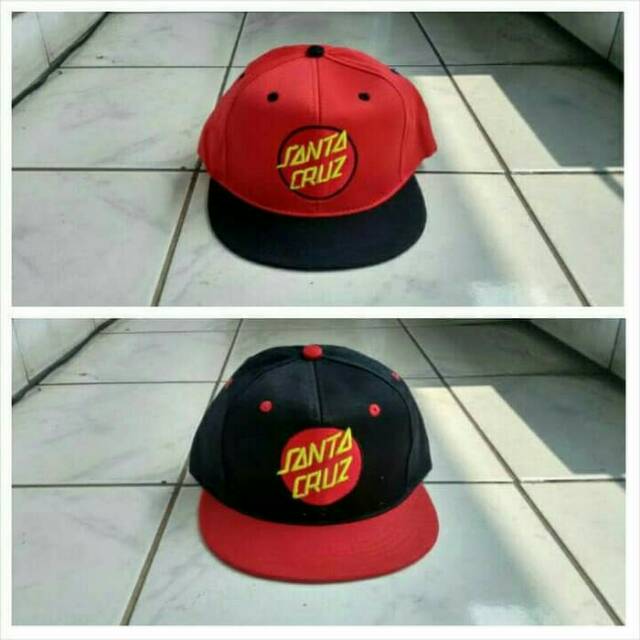 Topi Snapback Santa Cruz..