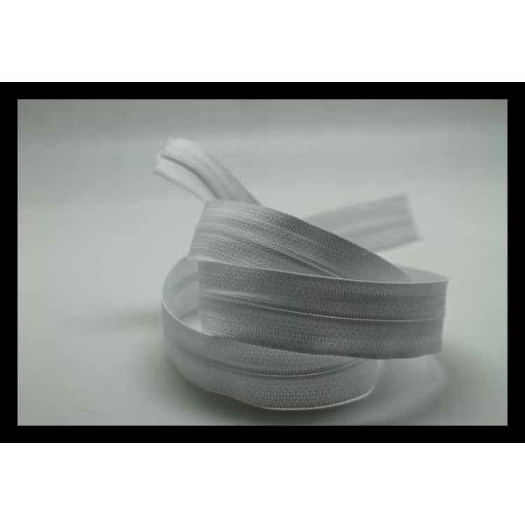 

Zipper / Retsleting No. 3 Gerigi Plastik Gratis Ongkir