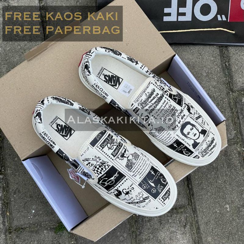 Sepatu Vans Slip On X Ashley Williams Newspaper Print Classic Premium /Slip On Pria Wanita free kaos kaki