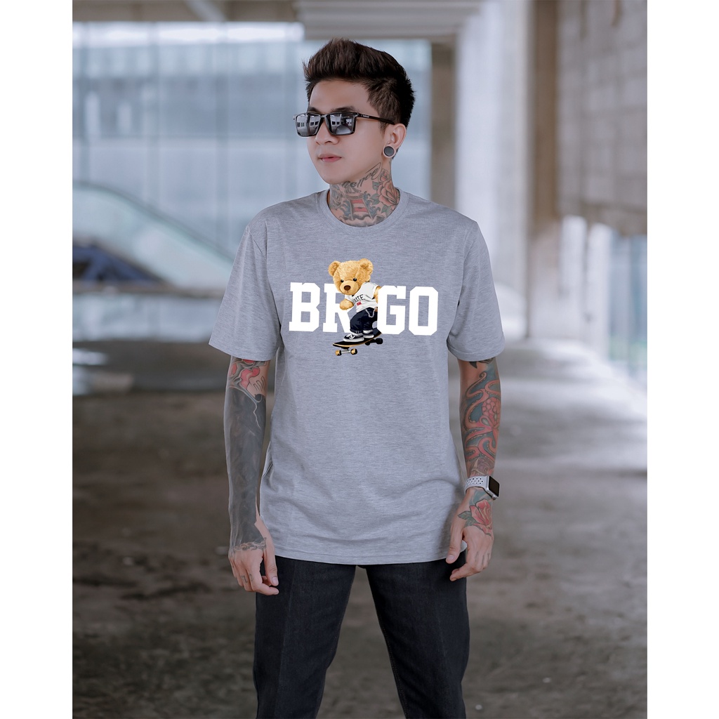 BRIGO Kaos Lengan Pendek Bear Skateboard II Kaos Distro BRIGO Beruang Skateboard II Kaos Katun Combed M-XL ( Pria &amp; Wanita )