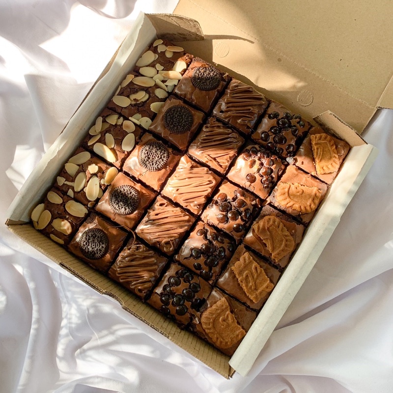

GLUTEN FREE FUDGY BROWNIES Mix Topping