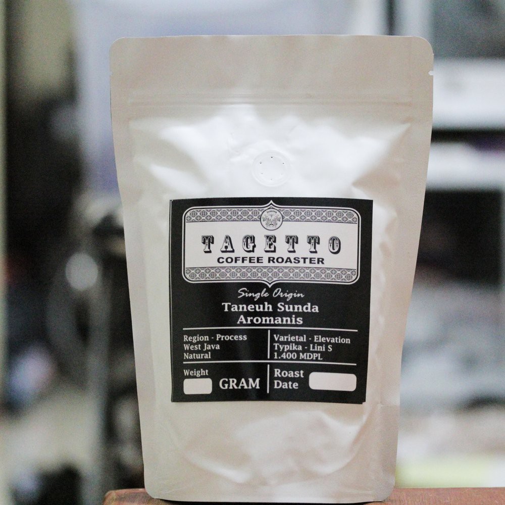 

KOPI ARABIKA TANEUH SUNDA AROMANIS 500GR BIJI ATAU BUBUK Termurah