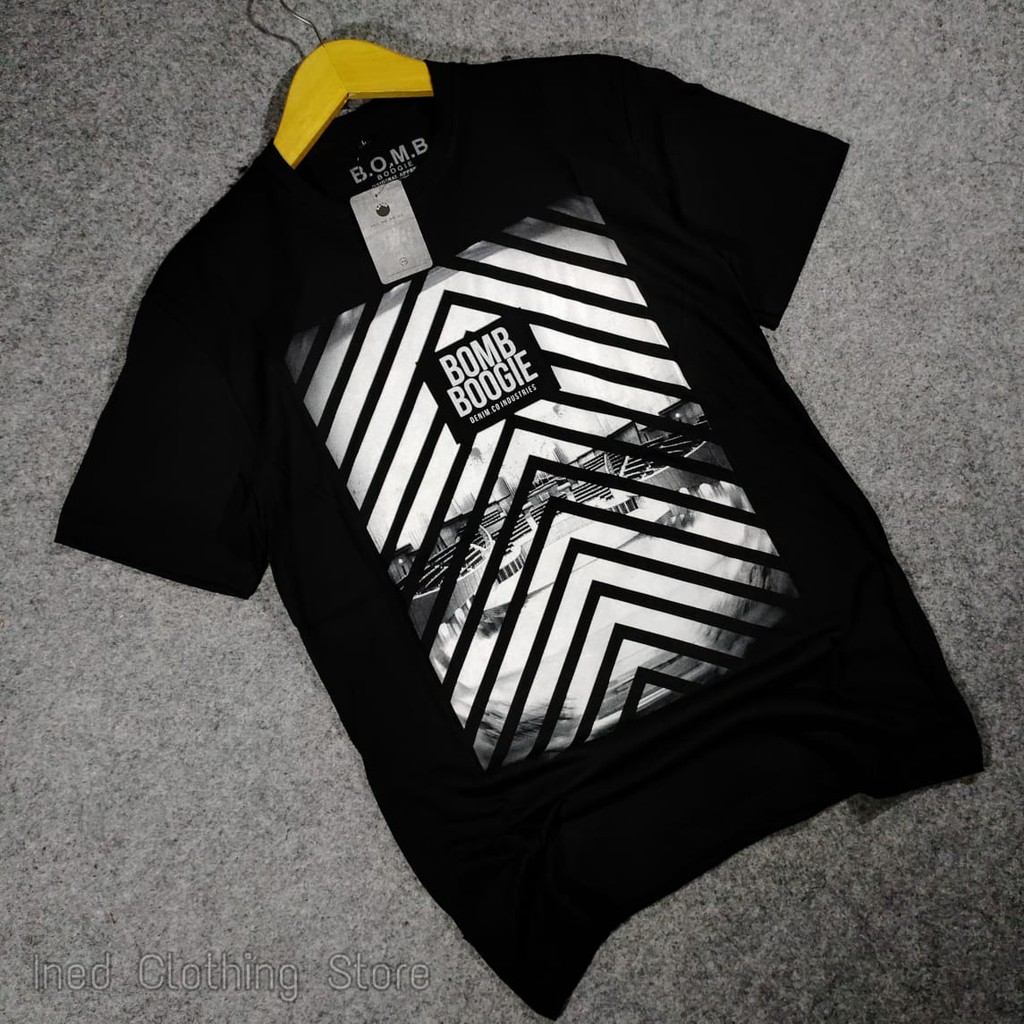 Kaos Bombboogie Terbaru Kaos Distro Terlaris T-Shirt Bombogie Baju Bombogie Kaos Bomboogie COD