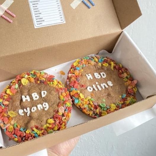 

limited STOCK!KEIKEU | Soft Baked Custom Cookies / Cake|RA3
