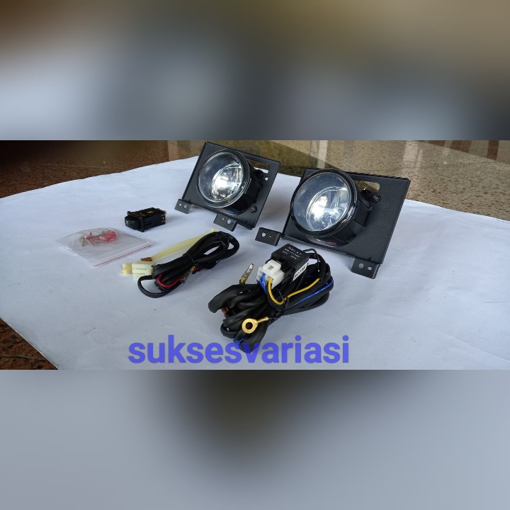 Foglamp Lampu Kabut Mobil Suzuki Apv Arena 2008 ON