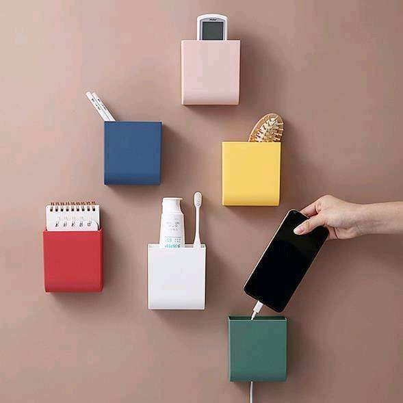 【GOGOMART】Kotak Penyimpanan Remote Gantung / Tempat Charger HP / Rak Organizer Tempel - KOTAK WARNA