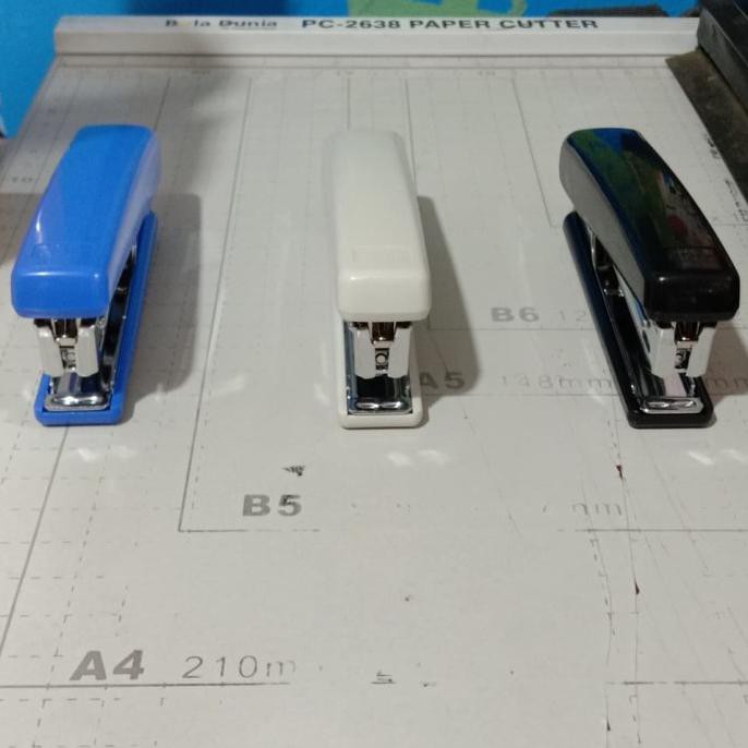 

Jual Stapler/Hekter-Stapler#10 15 Sheets Deli 0221 Gilaa!!!