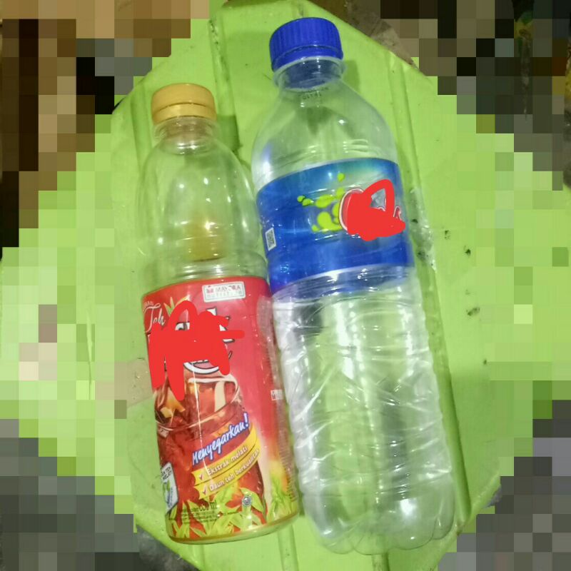 botol bekas kemasan air mineral 600ml dan botol bekas teh pucuk 350ml