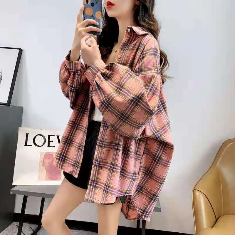 Kemeja kotak-kotak lengan panjang Atasan longgar model Korea kemeja mid-length