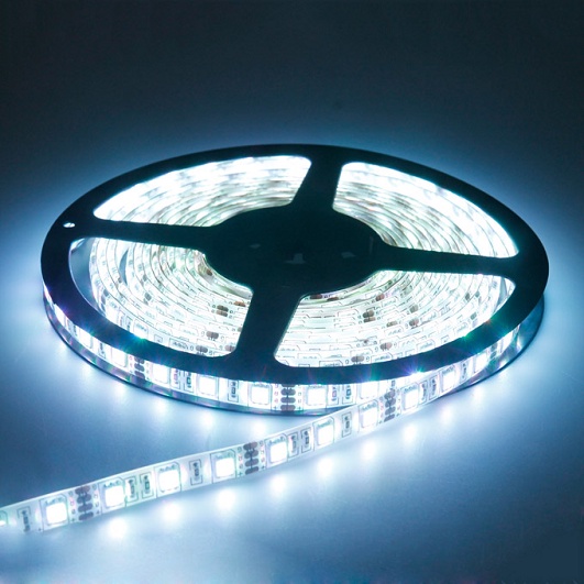 Led Strip Tempel Flexible Ceiling Indoor 5 Meter Putih White IC SMD 5050 IP33 Dc 12V Cocok dipakai Diplafon Pencahayaan diRuangan Etalase Dan di dalam mobil