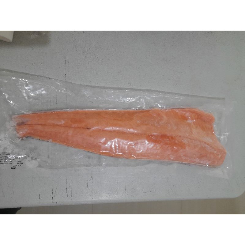 

SALMON FILLET CHILE TRUSAL 1KG