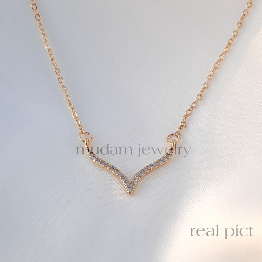 Kalung Model Fuji Dengan Taburan Diamonds Artifisial Tersedia Warna Rose Gold, Gold dan Silver