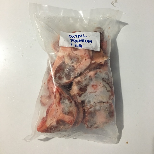 

Oxtail premium cut / buntut sapi