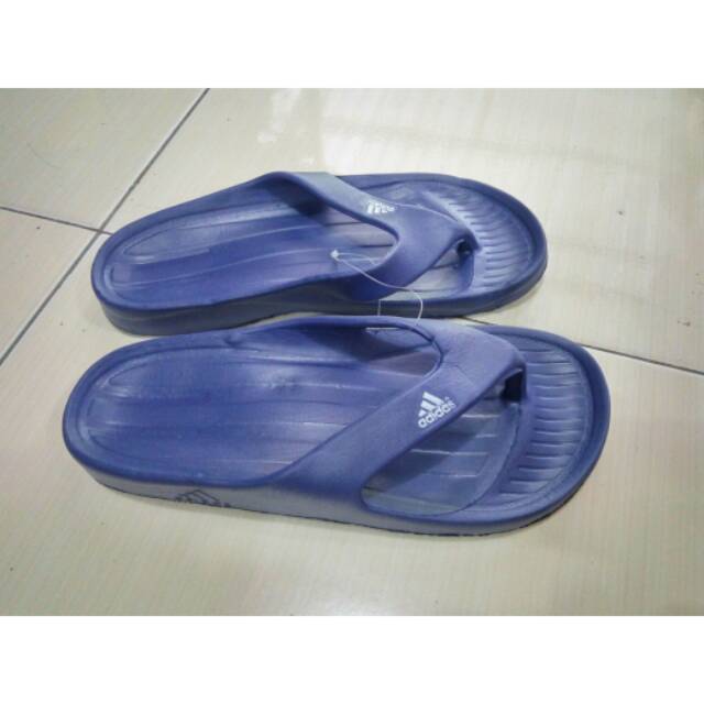 Sandal adidas anti air