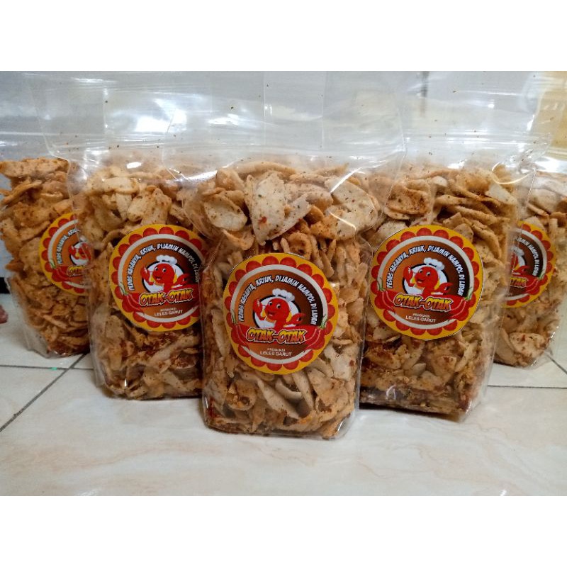 

keripik otak otak pedas daun jeruk isi 250gr