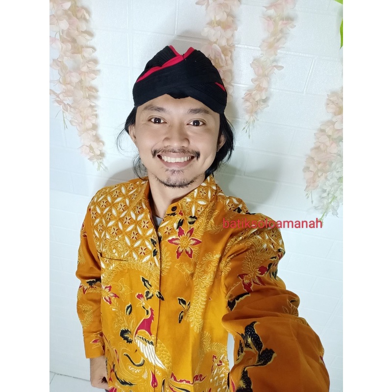 CENDRAWASIH KUNING SM KEMEJA BATIK SOLO PRIA LENGAN PENDEK PANJANG LAPIS FURING ATASAN PREMIUM MODERN KATUN HALUS UWER SEMBADA NGUDI RAHAYU MLIWIS KUNING RAHAYU BANGAU LEMON SM BANGAU KUNING RAJASAKTI JAYANEGARA KUNING KANAYA PROBOSETO KUNING FLORIST KLA