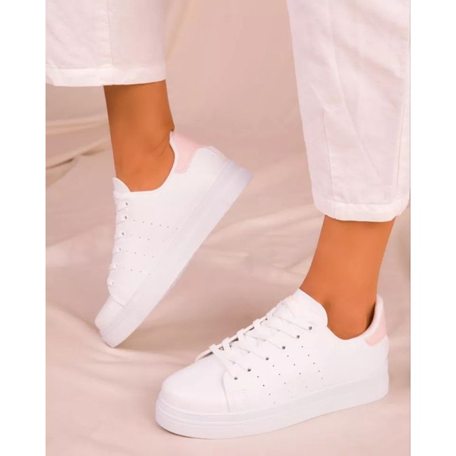 Yi01 Sepatu Sneakers Wanita New