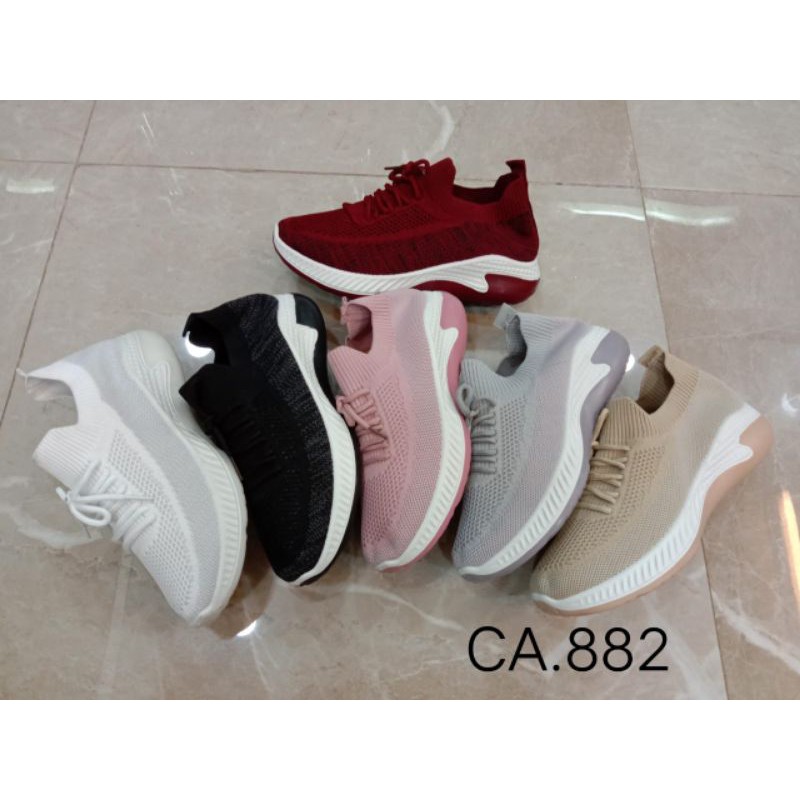 Sepatu Wanita Nazaru