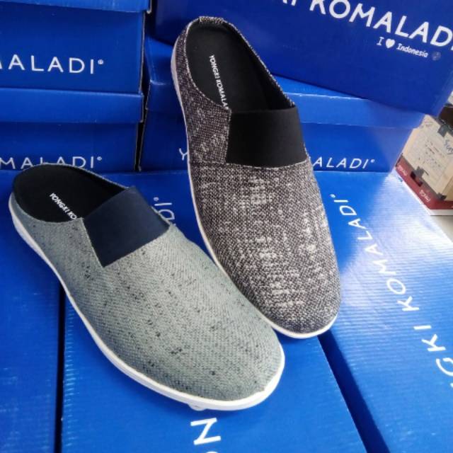 Sepatu slop pria yongki komaladi
