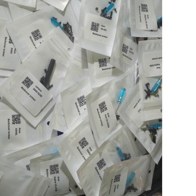 ☁ Baut Laptop Lenovo (Back Cover / Casing Bawah) ✺