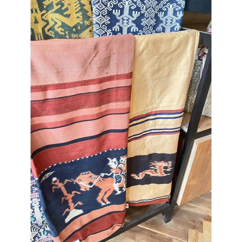 sarung kaliuda sumba