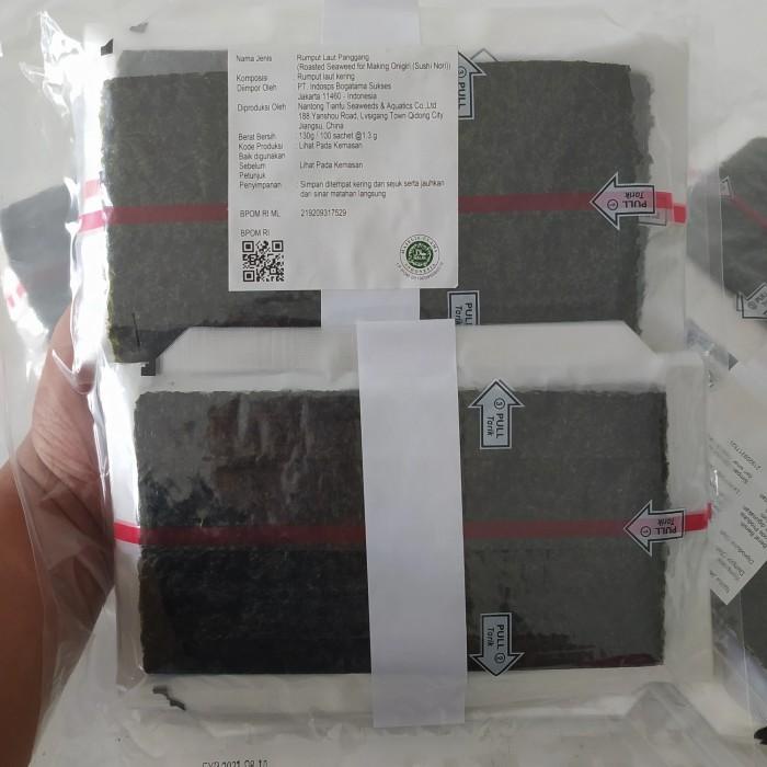 

Triangle Onigiri Sushi Nori 100 Sheet HALAL MUI / Wrapper 100 Lembar