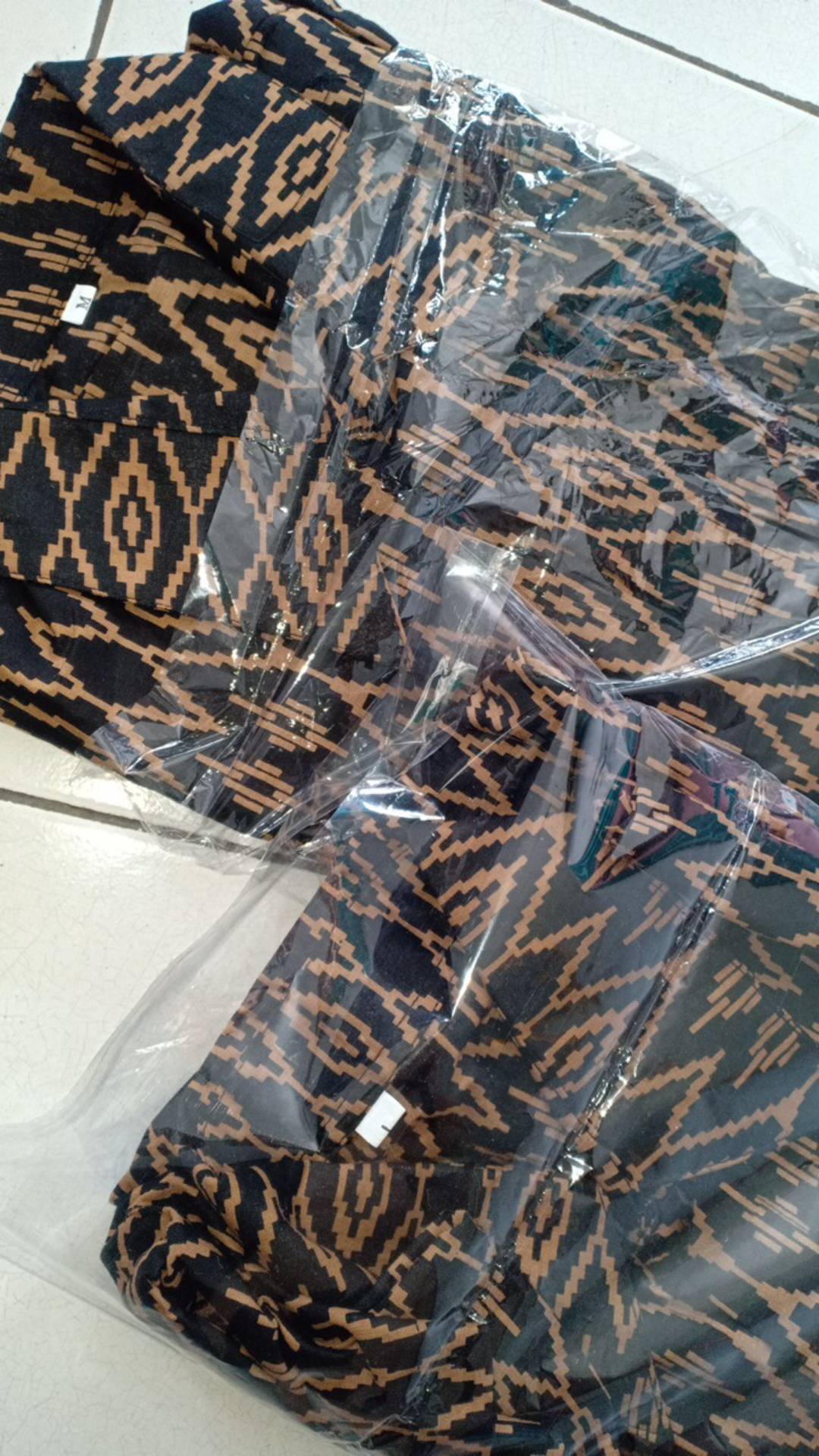 Maura Couple - Sania Ruffle Batik Couple Ori Ndoro Jowi Dnt Garansi Termurah Shopee - Batik Solo