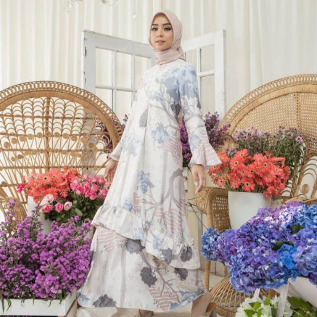 Xxl wearing klamby dress  baby blue