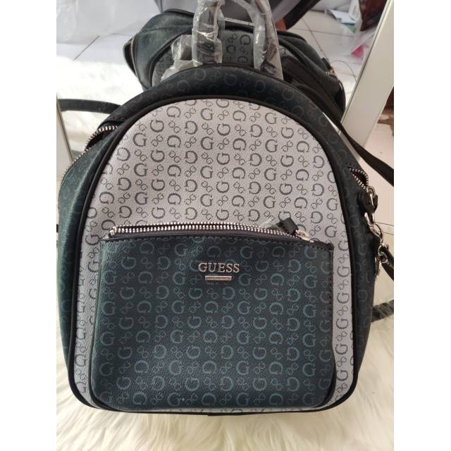 

(READYSTOCK)Guess Pandore Multi Navy FREE PAPERBAG GUESS