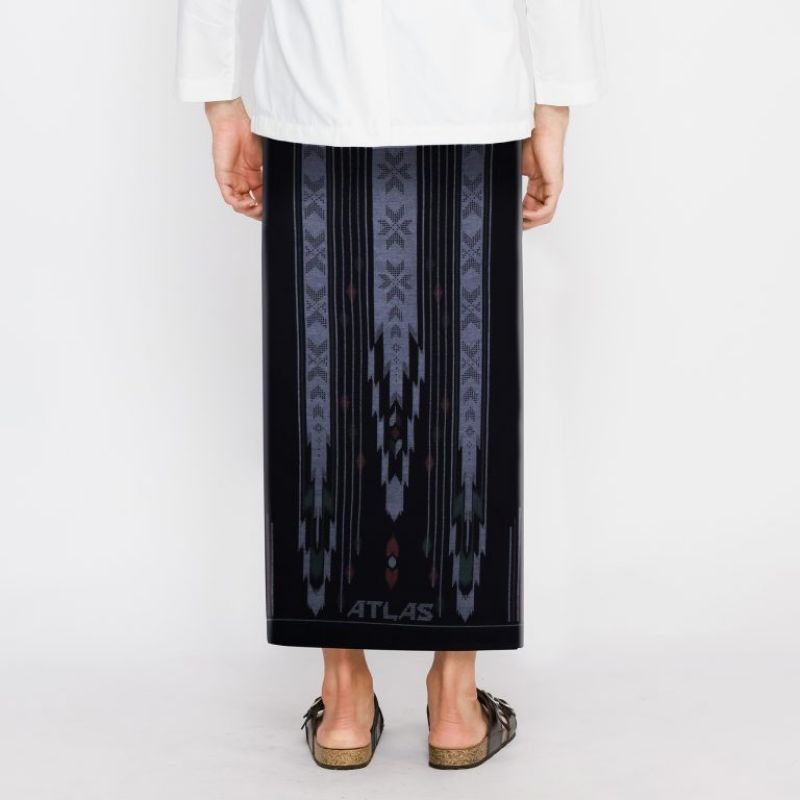 Sarung ATLAS Idaman 555 Kembang Motif BHS SGF Hitam Hijau
