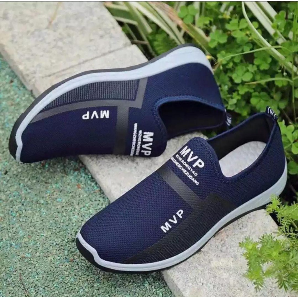 Sepatu slip on pria kekinian tanpa tali / sepatu pria kasual olahraga cod