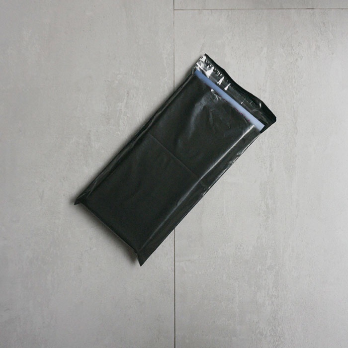 

17x30 + 5cm POLYMAILER / PLASTIK PACKING ONLINE HITAM