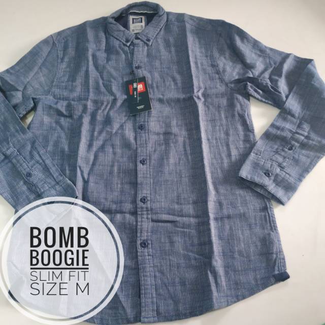 label 379.900 Kemeja BombBoogie Ori size M