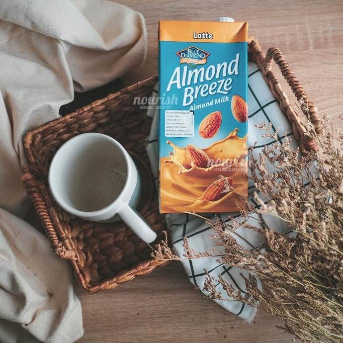 

(BISA COD) Blue Diamond, Almond Breeze Almond Milk Latte 946ml TERLENGKAP Kode 1002