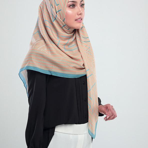 Banyak Peminat Zoya Kerudung Segi Empat Motif - Amaica Scarf Warna Yellow ya55
