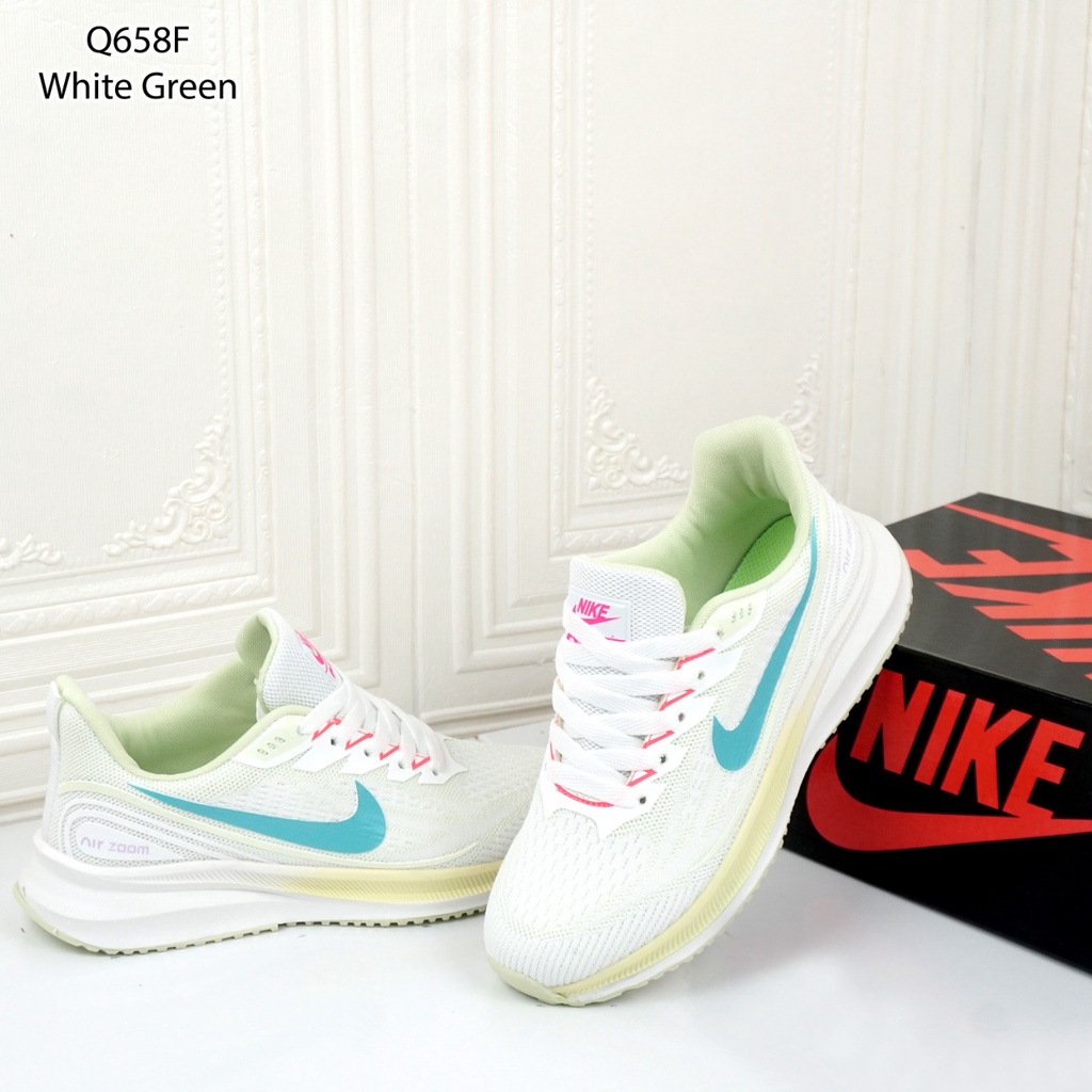 SEPATU CEWEK AIR ZOOM Q658F