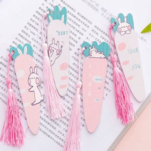 OILA pembatas buku kelinci wortel carrot rabbit tassel bookmark (4B3) skl026