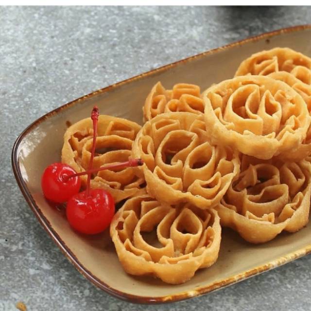 

Kue kembang goyang