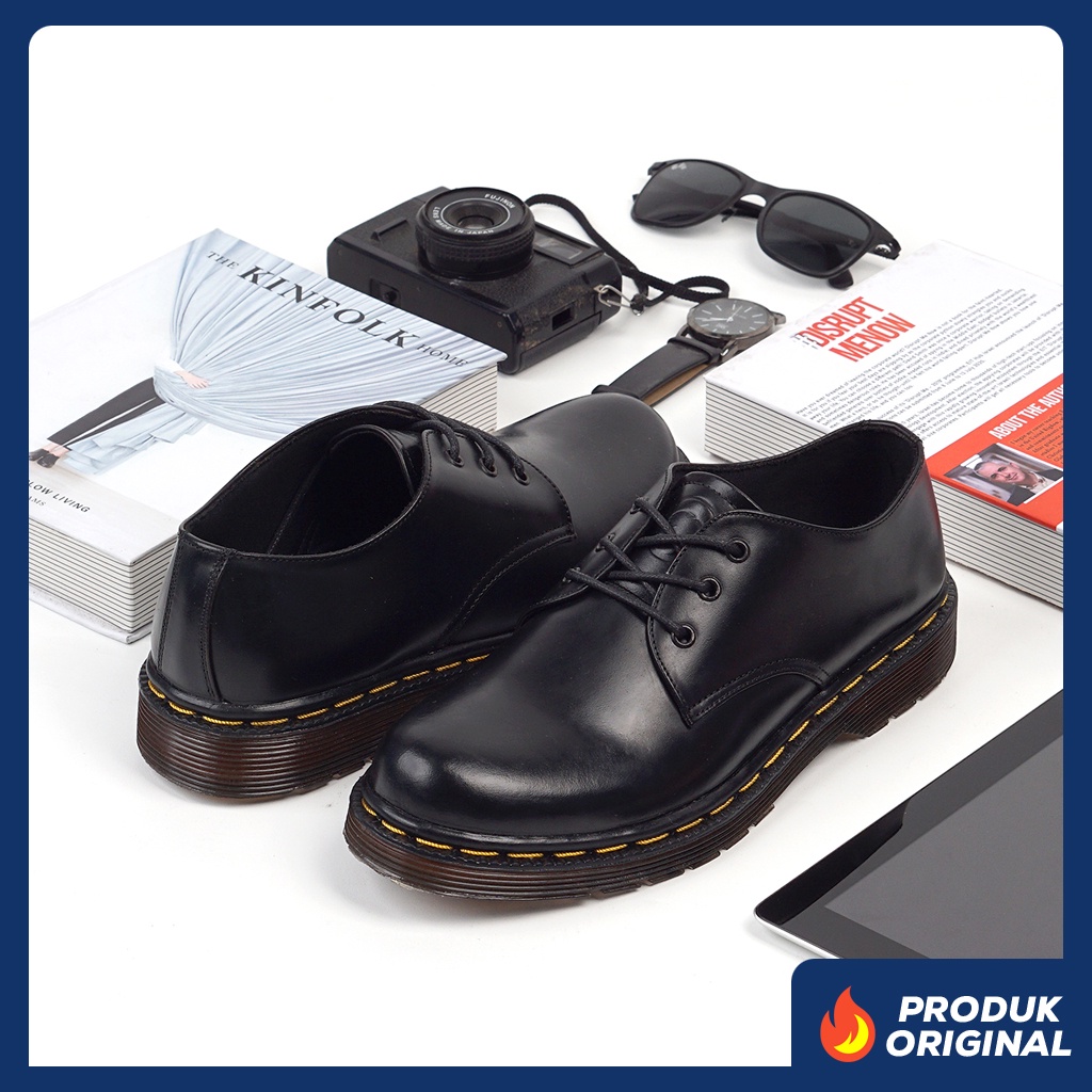 KALMAR BLACK ORIGINAL x GREATA Sepatu Kulit Sapi Asli Hitam Pria Formal Pantofel Tali Kerja Kantor Dinas Resmi Guru Kantoran Pesta Undangan Kondangan Nikah Wisuda Kuliah Semi Casual Model Docmart 3 Hole Holes Oxford Genuine Leather Footwear Keren Terbaru