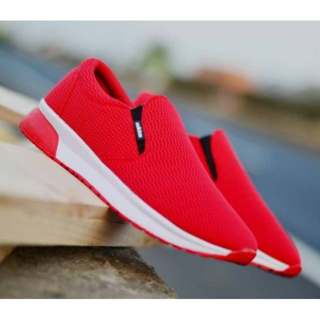 Sepatu Sport Fashion Pria Adidas Slip On Refine , Adidas Running Premium Murah Sepatu Pria Slip On