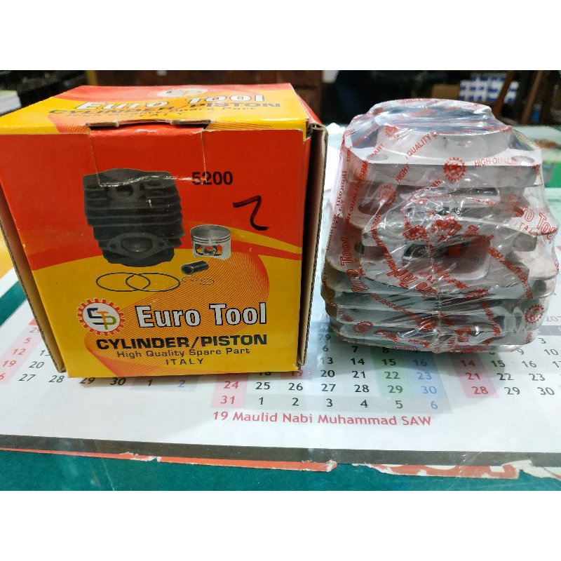 Blok Cylinder Piston Chainsaw Mini 5200 merk Euro Tool STP