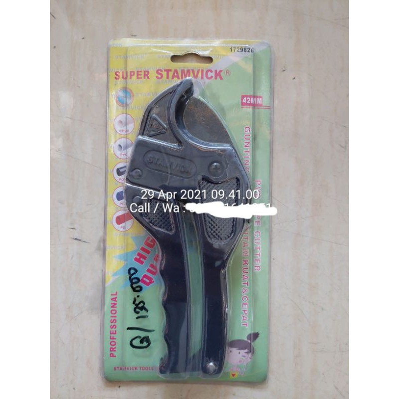 

GUNTING PIPA