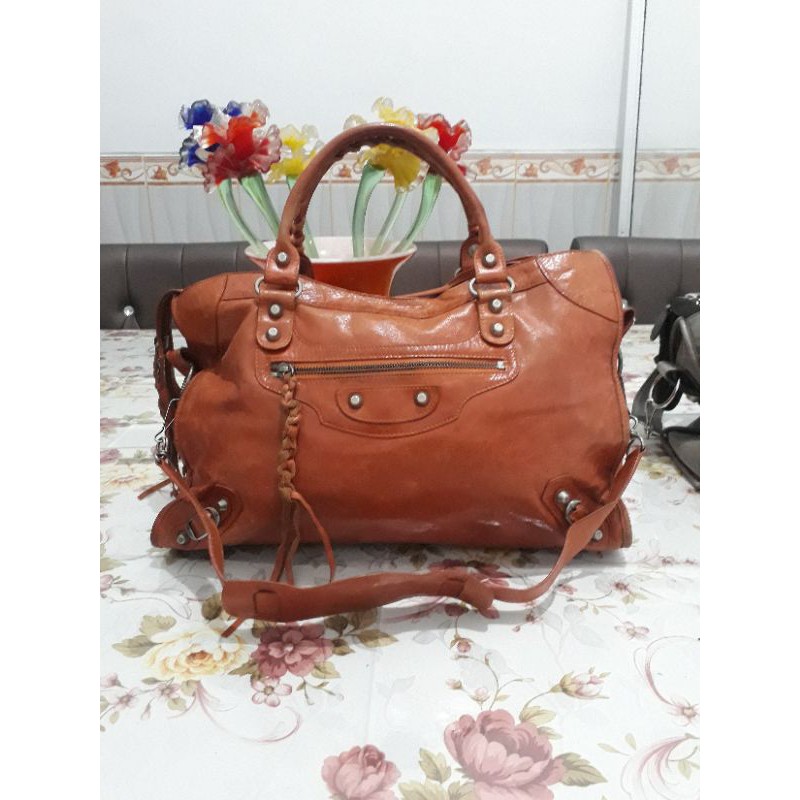 ala balenciaga lengkap noser