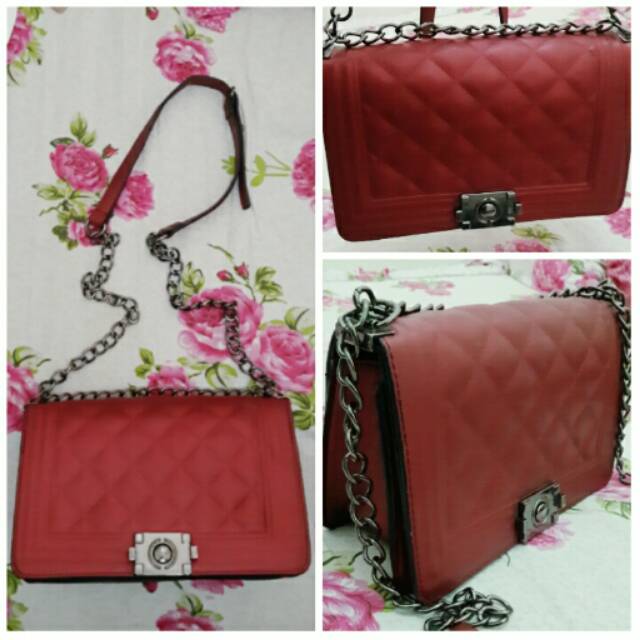 Preloved chanel boy maroon