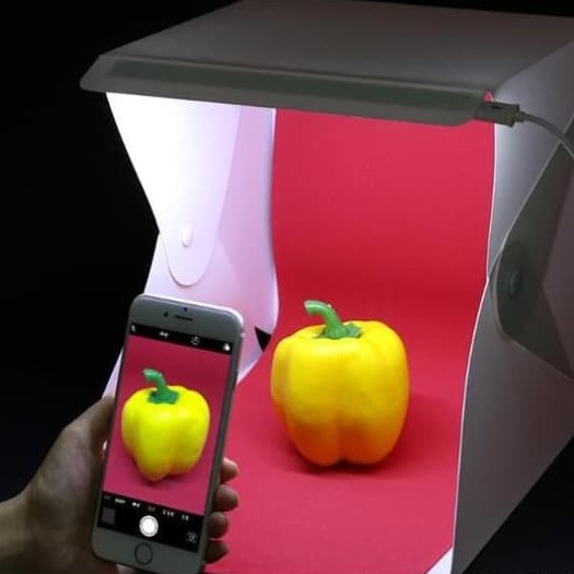 Studio Foto Mini USB dengan LED Lembut Background Hitam / Putih