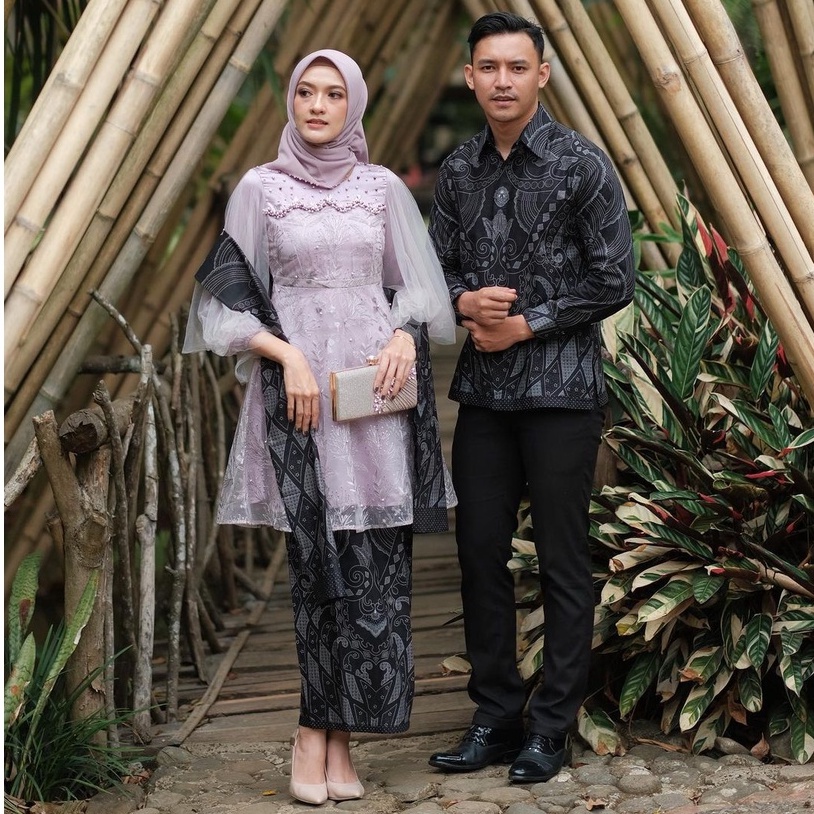 Kebaya Couple Modern Kebaya Wisuda Lamaran Baju Tunangan Batik Brukat Terbaru Baju Couple Pasangan Kondangan Terbaru 2022