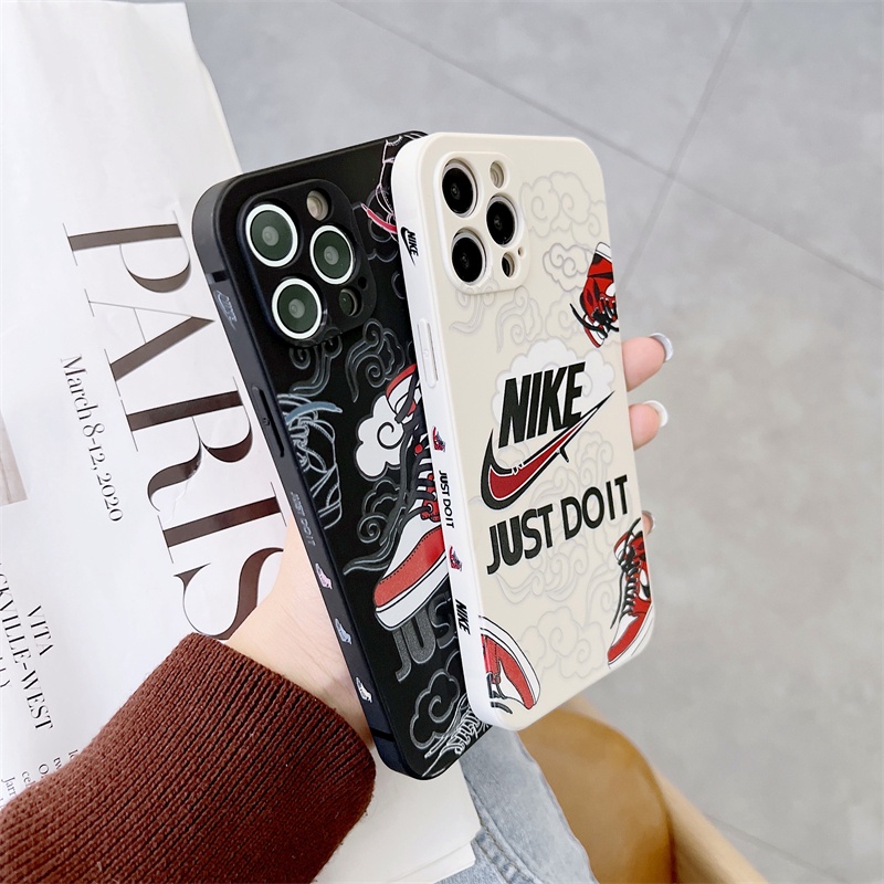 Case Pelindung Desain Sepatu Olahraga Untuk iphone 11 13 12 pro max Xs max XR 7 8 plus Se20