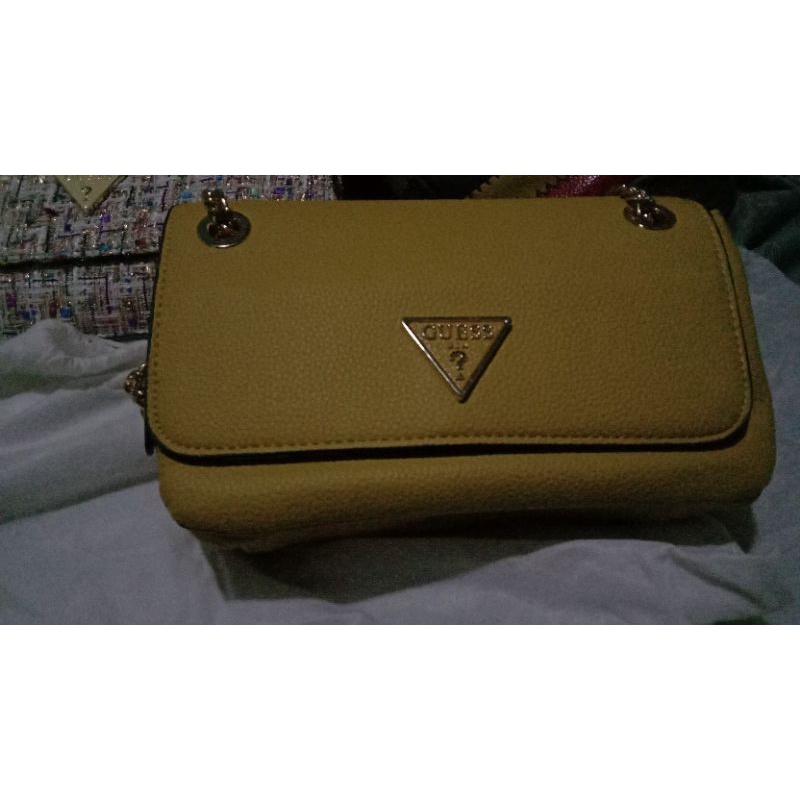 Tas Guess cantik like new